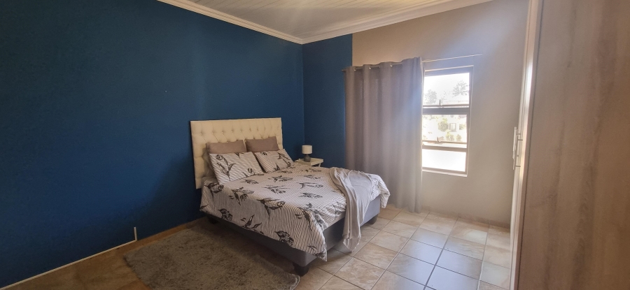 2 Bedroom Property for Sale in Gateway Manor North West